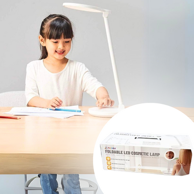 Foldable LED Cosmetic Lamp